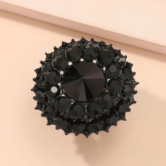 Showstopping Black Rhinestone Starburst & Gunmetal Cocktail Statement Ri… - Picture 2 of 4